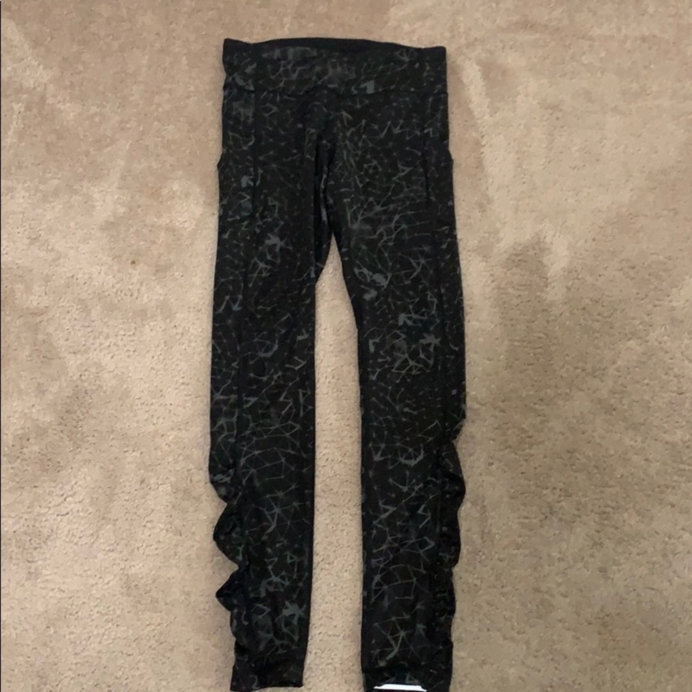 Size 6 Lululemon leggings